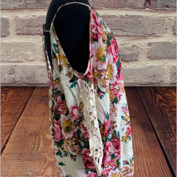 Women’s Umgee floral shirt tunic size large - Picture 5 of 7